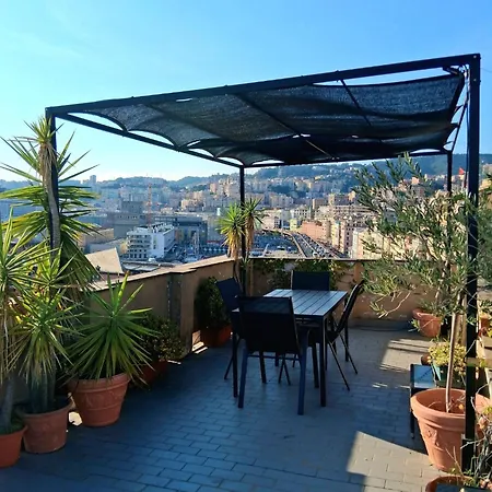 Sunflower With Private Terrace And Lift Apartament Genua