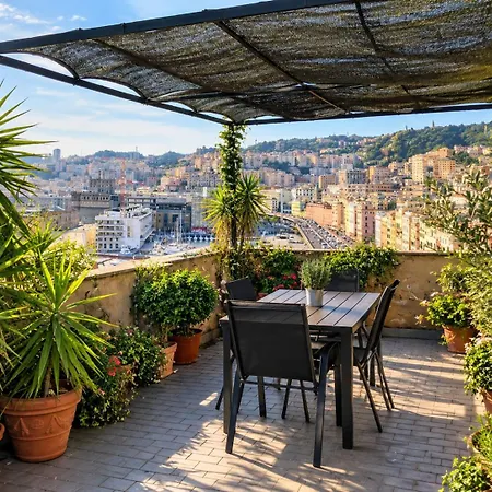 Sunflower With Private Terrace And Lift شقة *