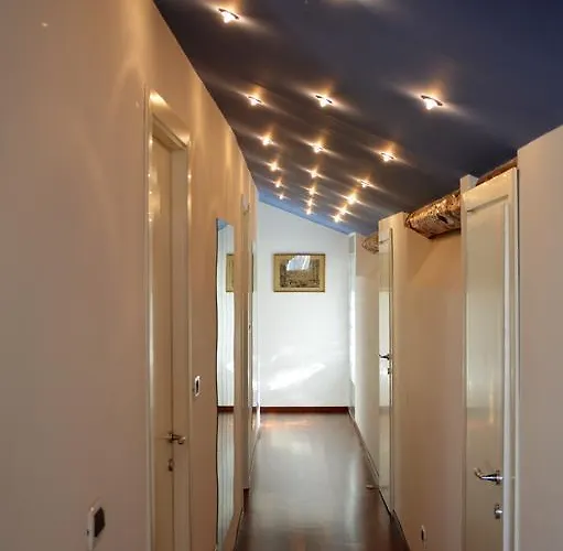 Sunflower With Private Terrace And Lift شقة *